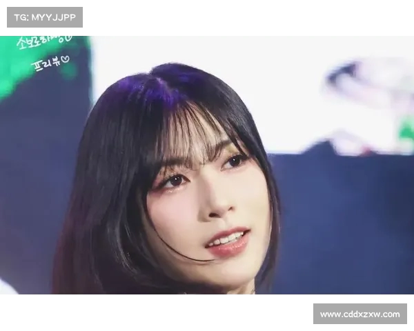 韩国女团Apink吴夏荣现场观战巴萨与首尔热血对决精彩纷呈 韩国女团Apink吴夏荣现场观战巴萨与首尔热血对决精彩纷呈